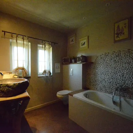 Vakantiehuis Forest Cottage, Jehonville