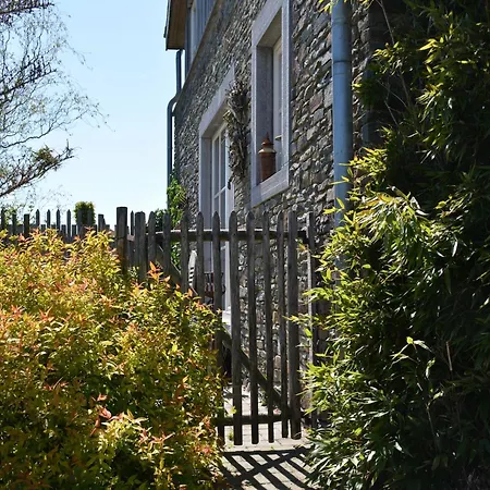 Сasa de vacaciones Forest Cottage, Jehonville